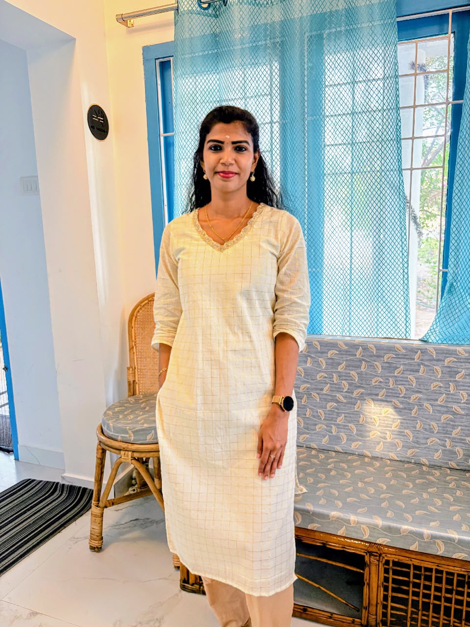 Checks Cotton Kurta – Off White