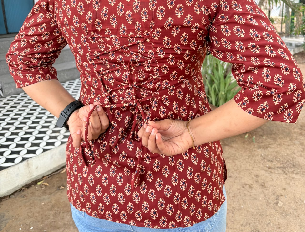Maroon Cotton Printed Adjustable Back Knot Short Tunic